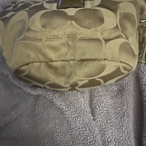 Coach Poppy Drawstring Bucket Bag - Picture 6 of 13